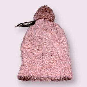 Fuzzy Light Pink Beanie Justin&Taylor NWT